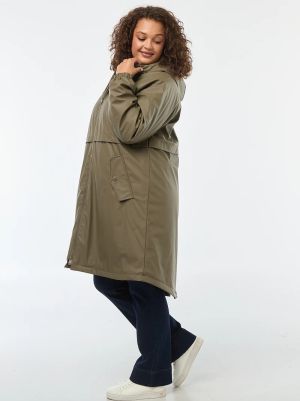 Дълга водоустойчива парка с подплата