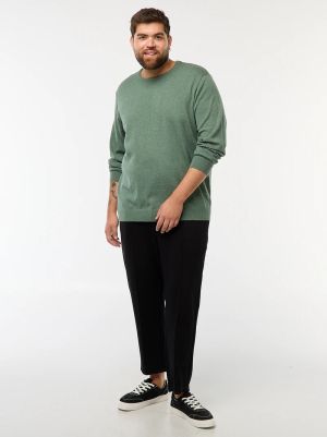 Мъжки пуловер обло деколте 