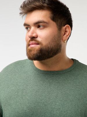 Мъжки пуловер обло деколте 