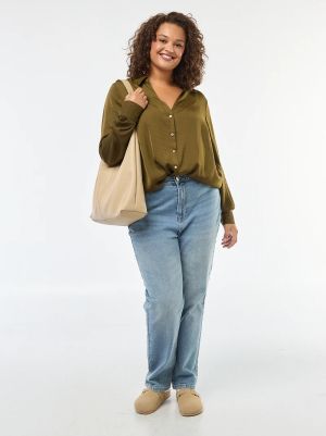 Сатенена риза в сахарски стил със златни копчета