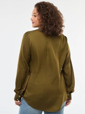 Сатенена риза в сахарски стил със златни копчета