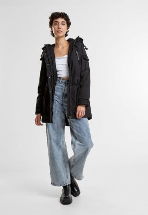 Дамска зимна парка с качулка макси размер