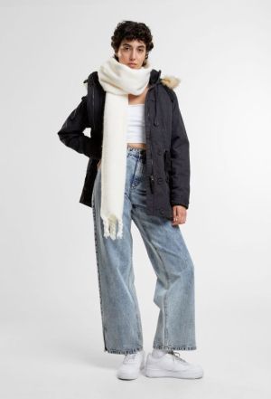 Дамска зимна парка с качулка макси размер