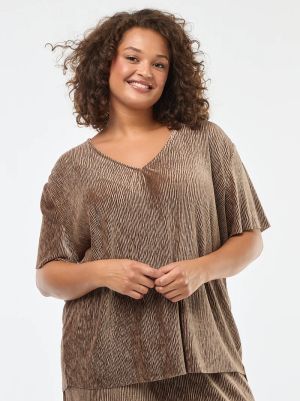 Блуза с къс ръкав от кадифе