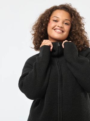 Голям  размер дамска жиелетка с цип