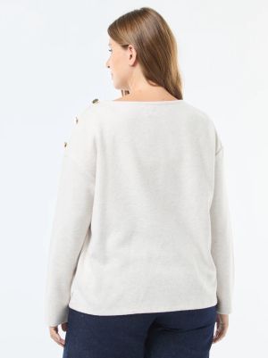 Фино плетена блуза със златни копчета 