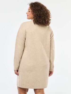 Плетена рокля със златни копчета 