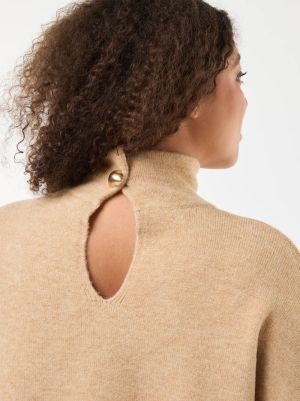 Пуловер с висока яка