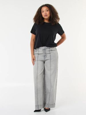 Дънки с висока талия и широки крачоли