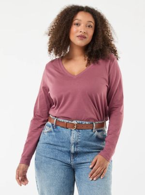 Голям размер дамска блуза с V-образно деколте