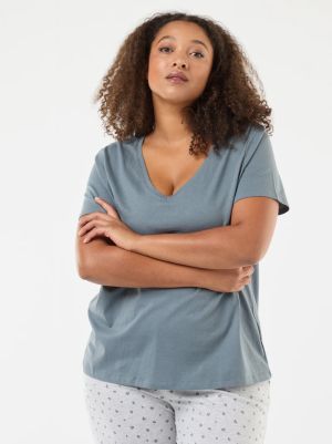 Комплект дамска пижама от две части