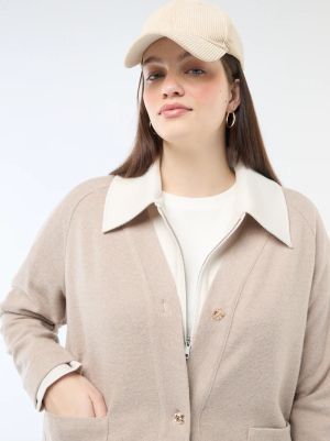 Лека дамска жилетка голям размер