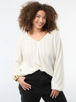 Голям размер дамска блуза с перфорирана плетка 