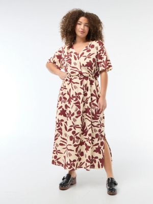 Дълга рокля с V-образно деколте