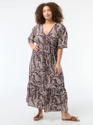 Еластична рокля с елегантен принт