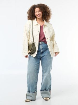 Голям размер дамско дънково яке