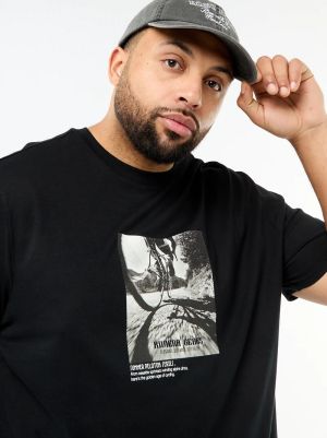 Голям размер мъжка тениска