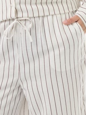 Дамски панталон с прав крачол от ленена смес