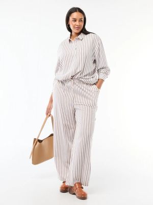 Дамски панталон с прав крачол от ленена смес