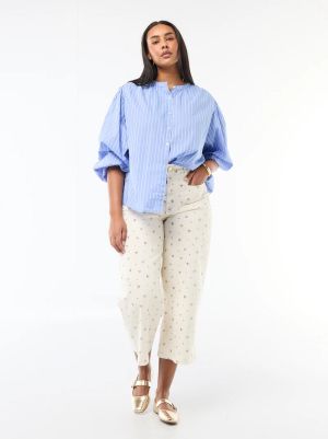 Дамска риза с кръгло деколте и дълъг ръкав