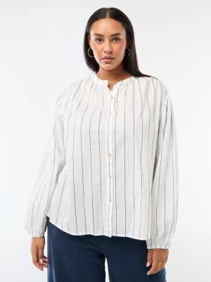 Дамска риза с кръгло деколте и дълъг ръкав