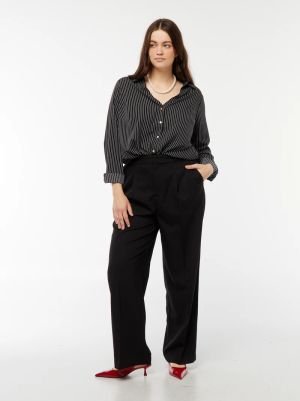 Панталон с висока талия и широки крачоли