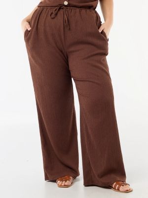 Широк дамски панталон голям размер