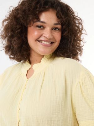 Дамска блуза от памучен плат с набрана яка