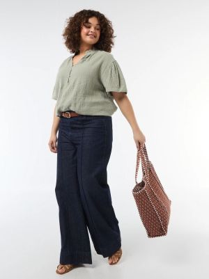 Дамска блуза от памучен плат с набрана яка