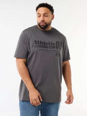 Голям размер мъжка тениска