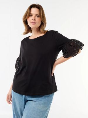 Дамска блуза с дантела