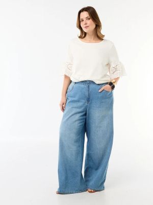 Дамска блуза с дантела