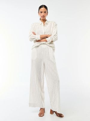 Дамски панталон с прав крачол от ленена смес