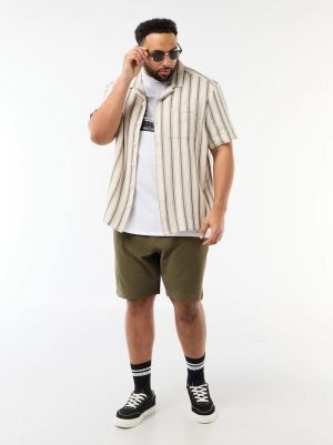 Раирана риза с къс ръкав