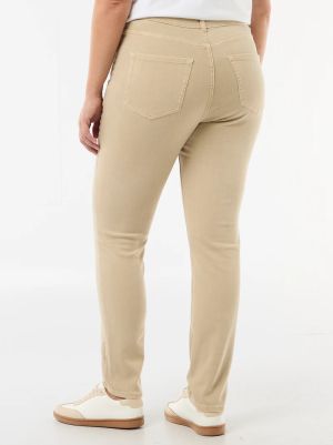 Тесни панталони с висока талия 